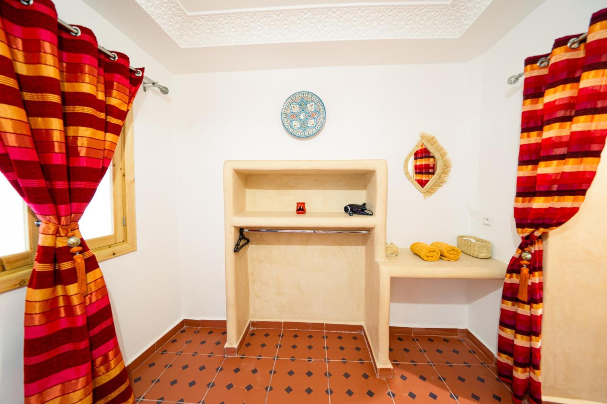 Dar Sekka Hotel Tanger Luaran gambar